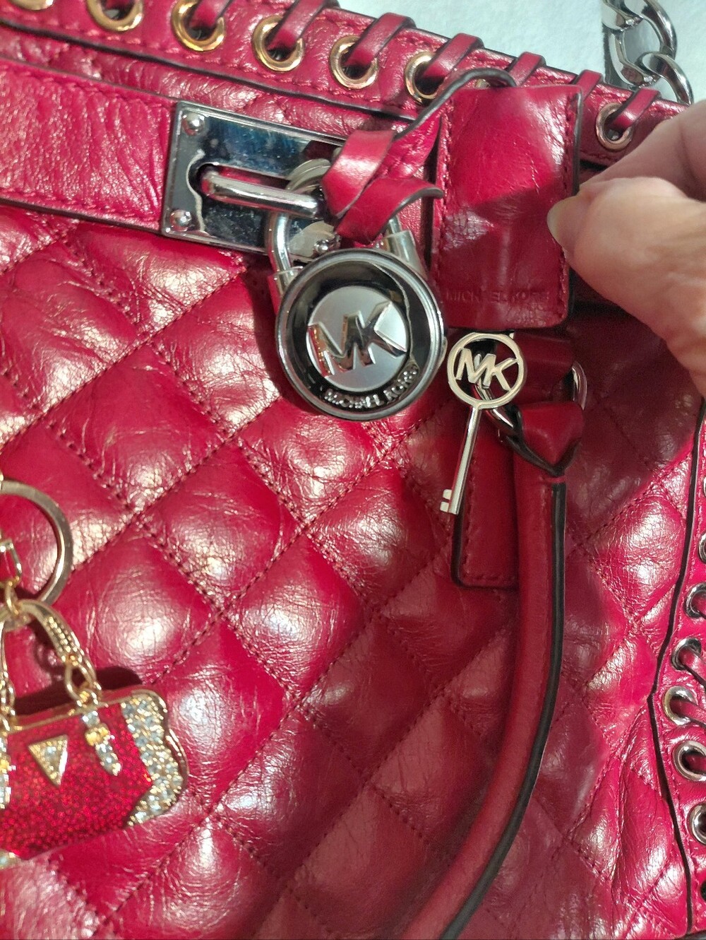 Michael Kors Hamilton Hippie Grommet Red Quilted Leather Satchel Chain Strap - Picture 3 of 8